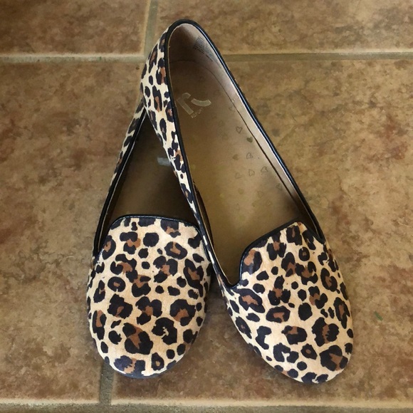 report leopard shoes